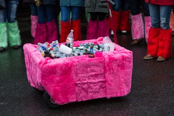 Bild 92 - Latuff Umzug